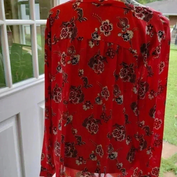LOFT Floral Bib Front Blouse Red Small - Picture 8 of 10
